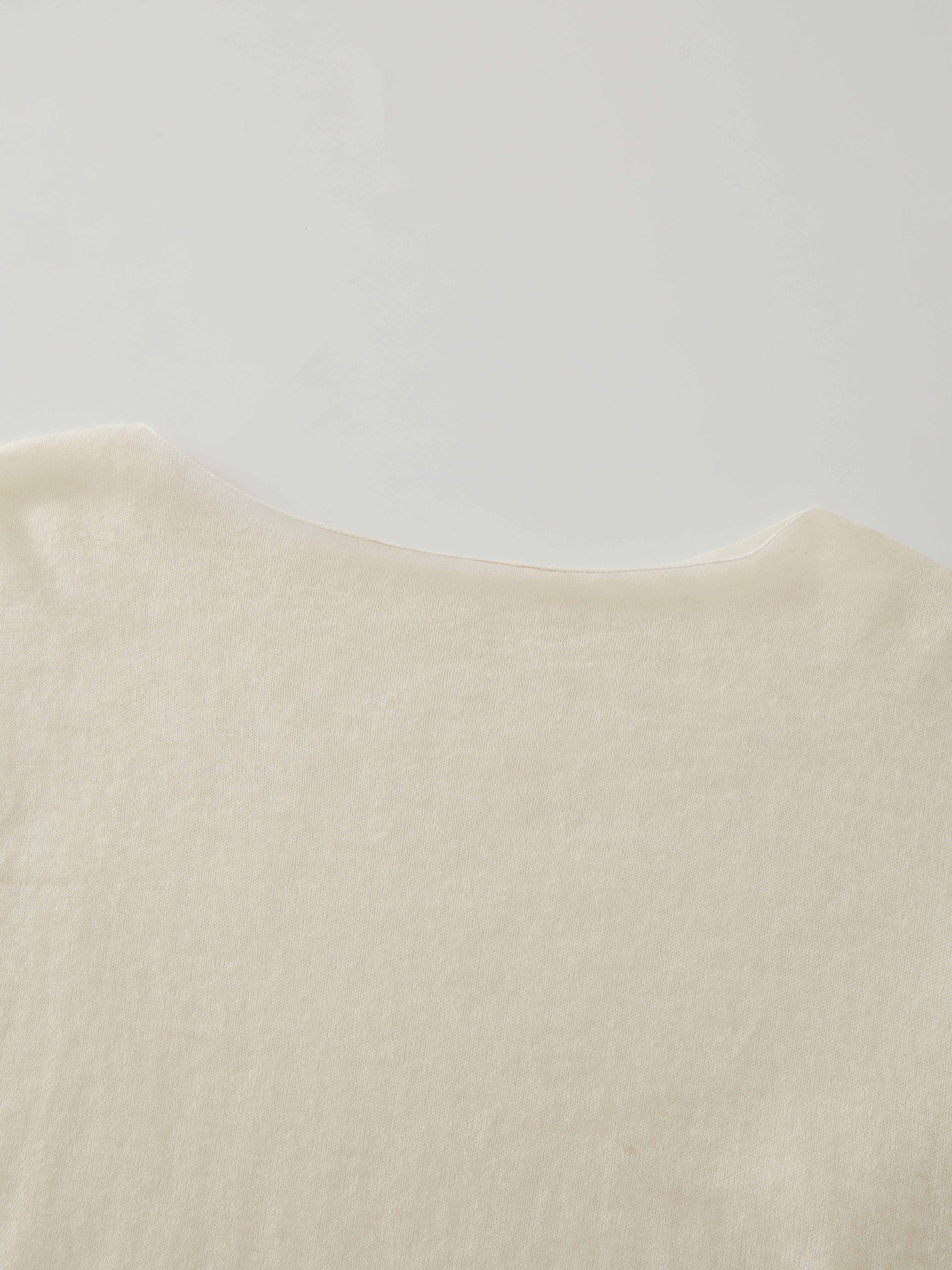 SS25 - Artist Collaboration "Bee" printing loose sweater