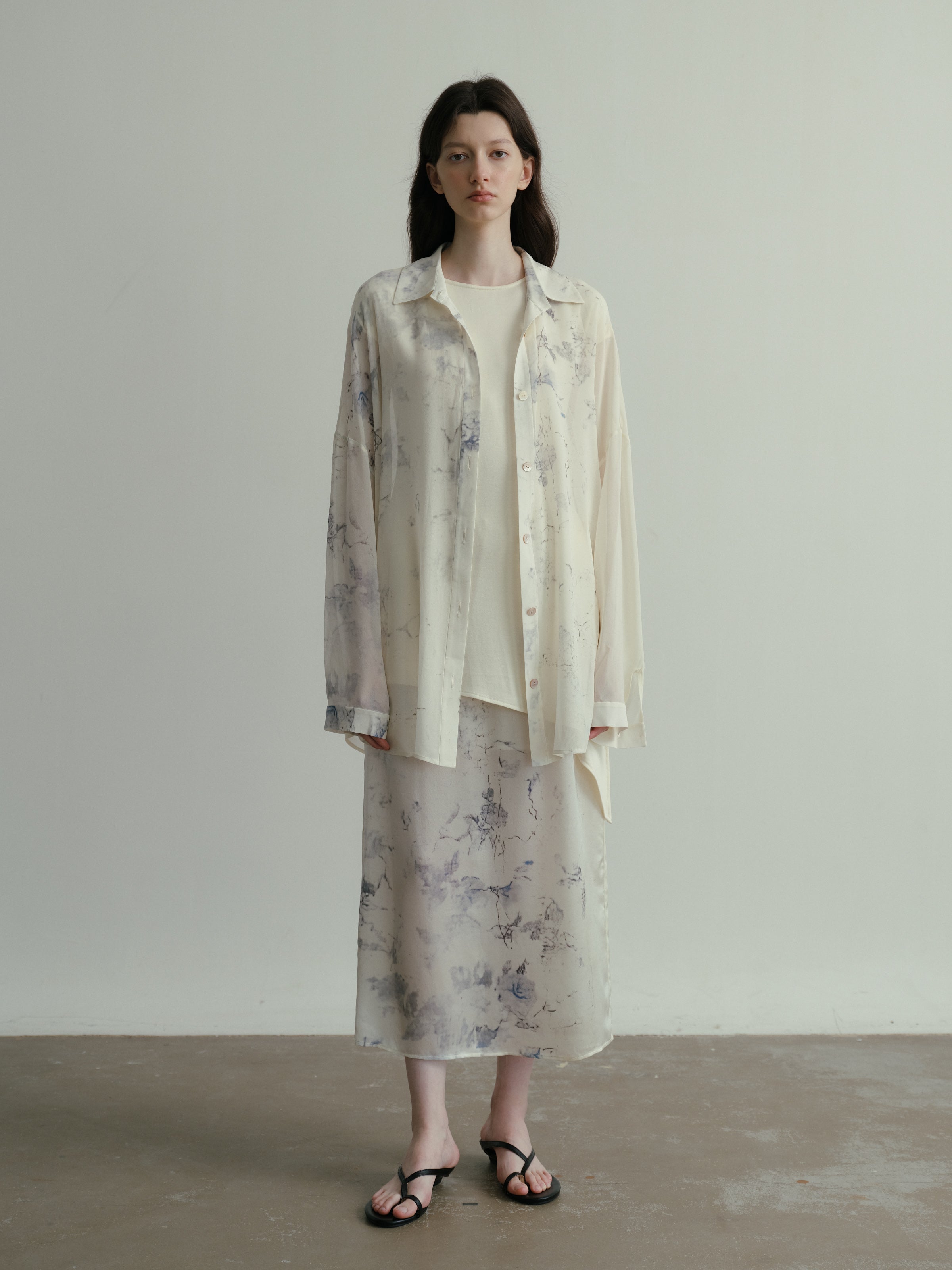 SS25 - Artist Collaboration "Bee" Printed silk stretch-waist skirt