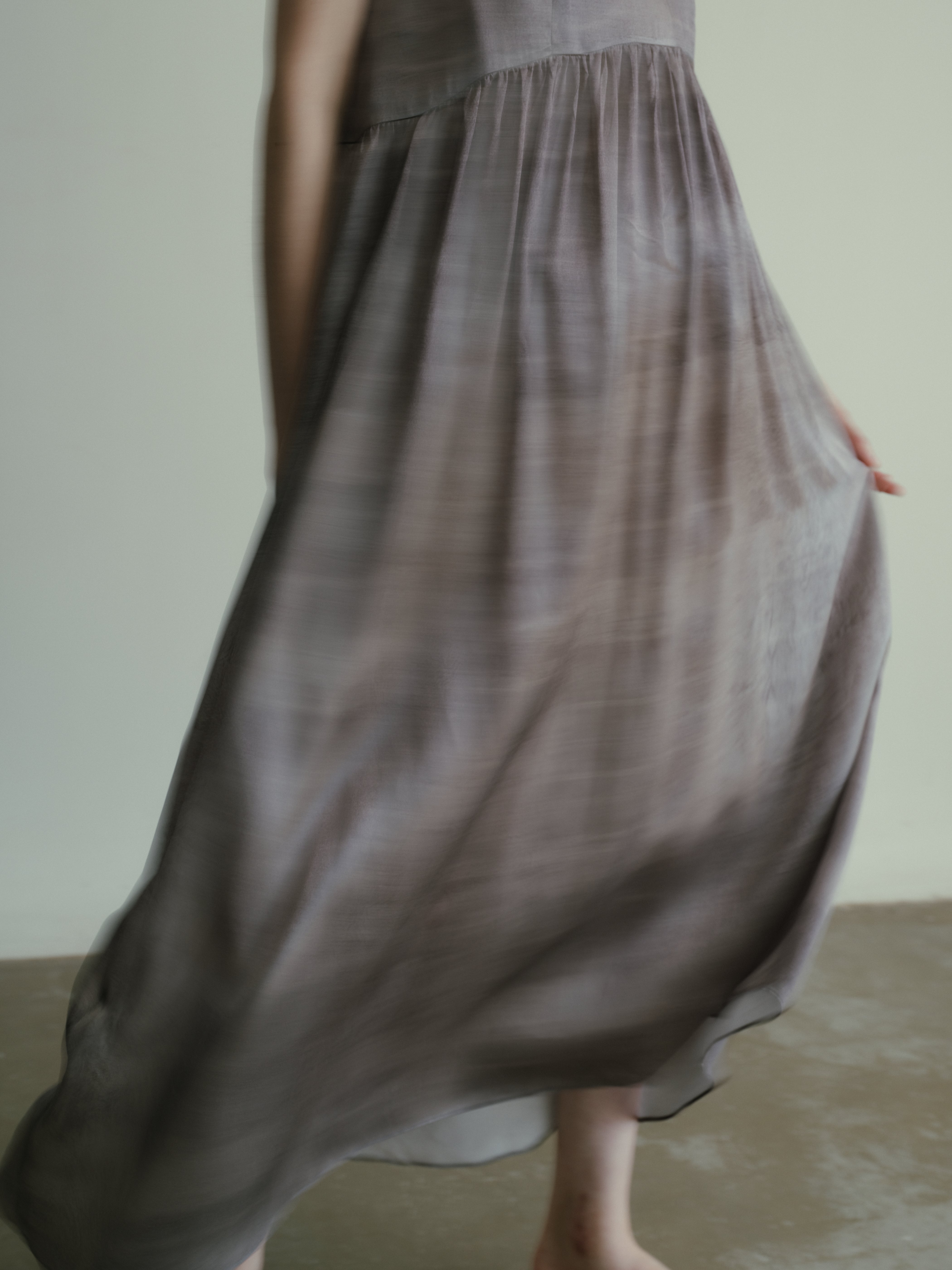 SS25 - Artist Collaboration "Bee" Printed silk tie dress at back