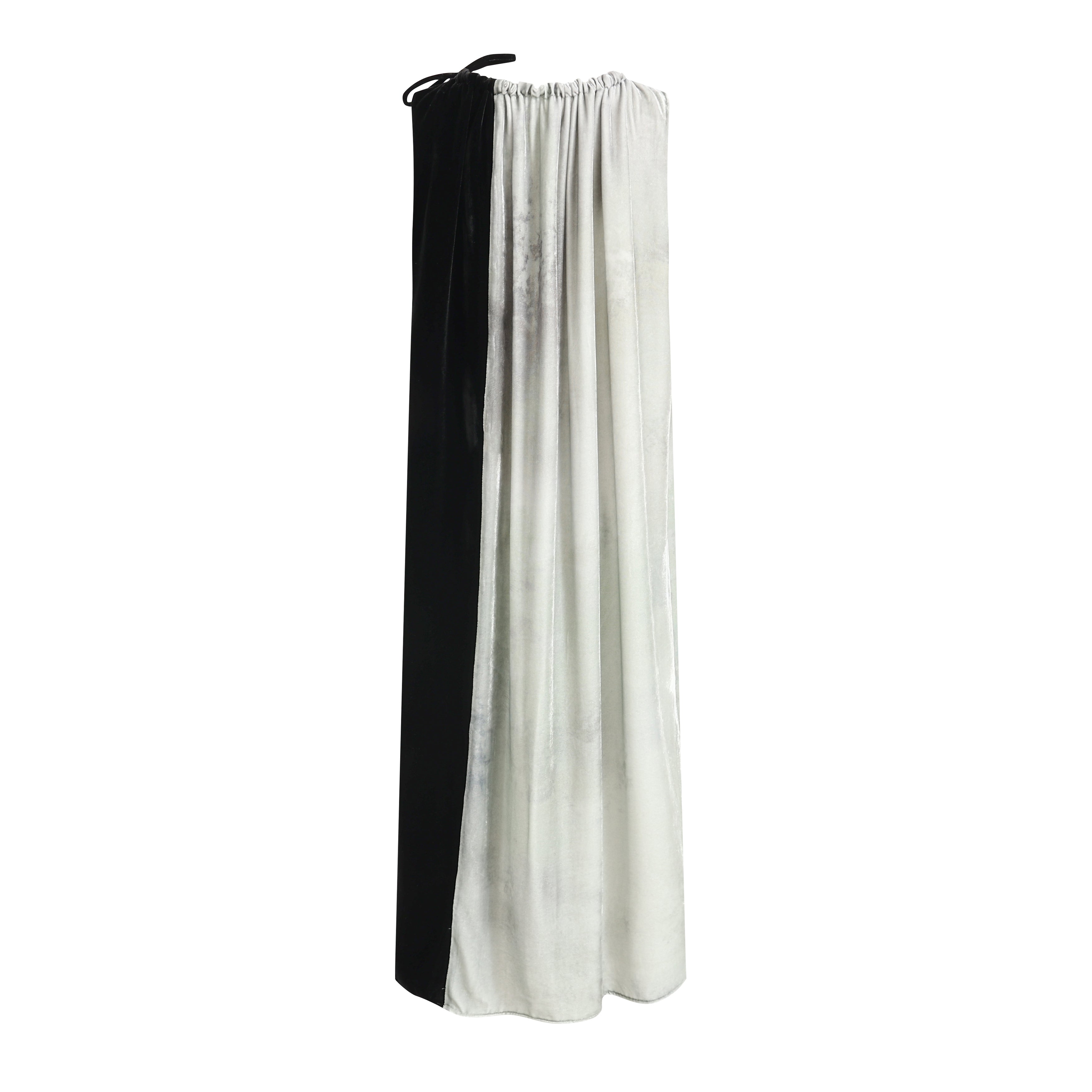 AW24 - Black and White Sleeveless Dress