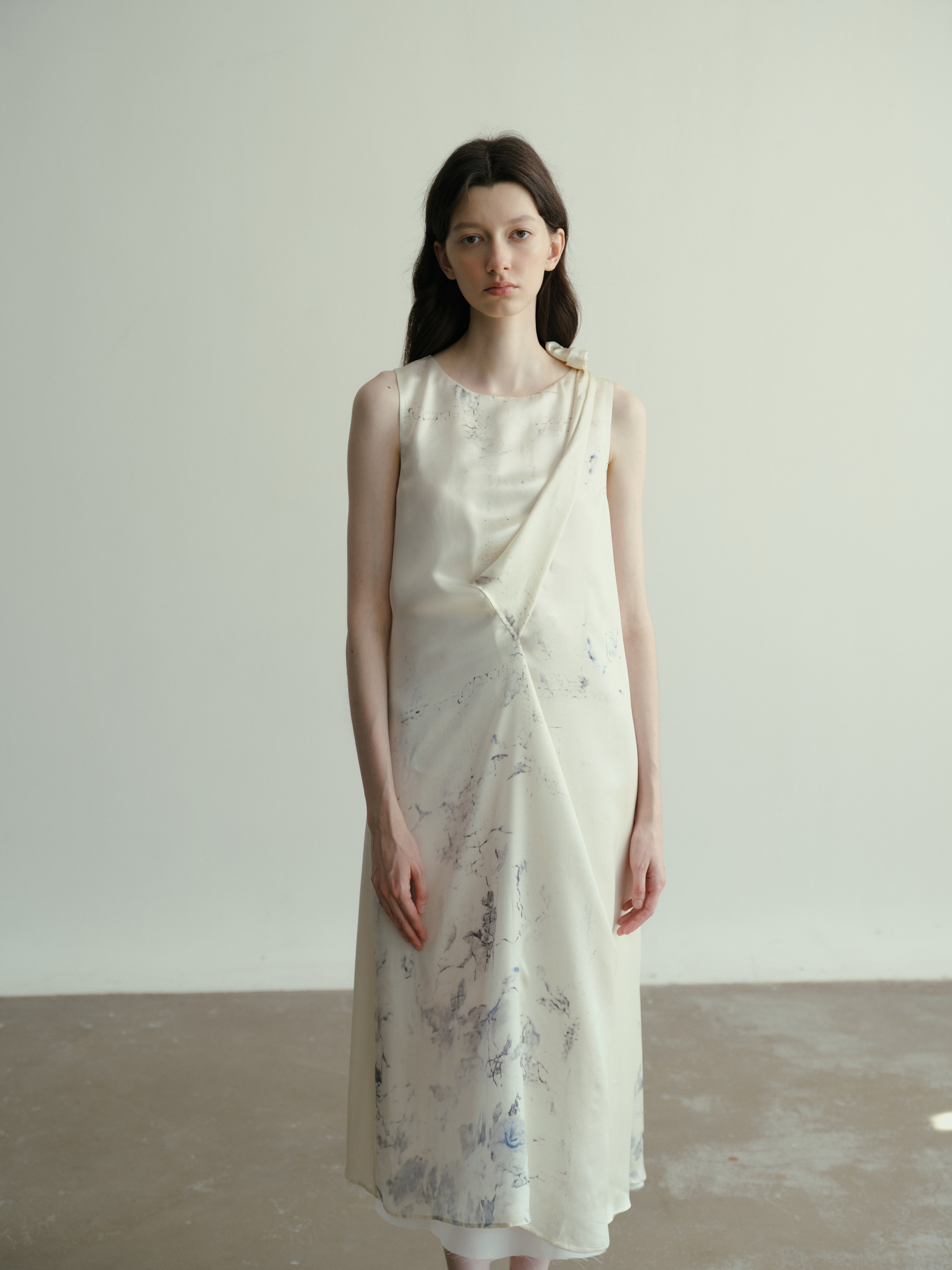 SS25 - Waist-tie vest dress